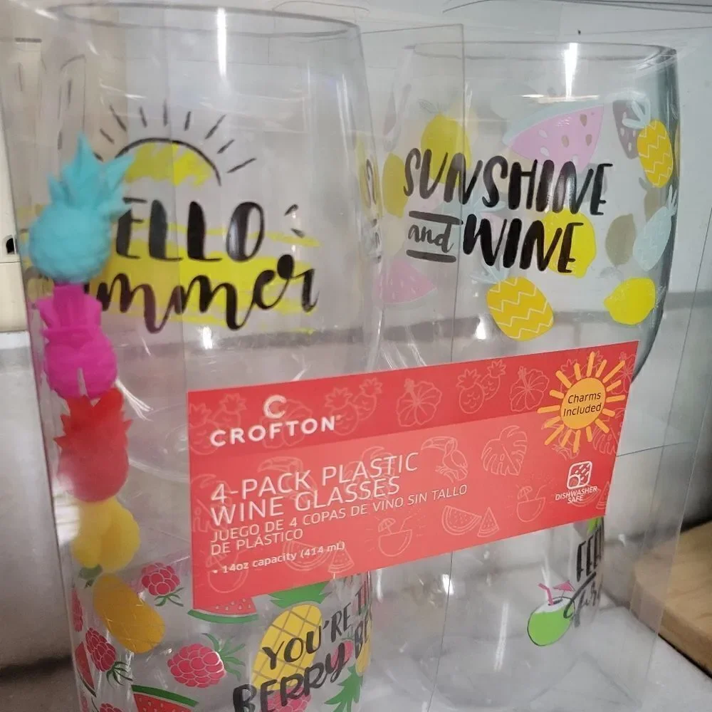 Crofton 4-Pack Summer-Themed Plastic Wine Glasses Set NEW